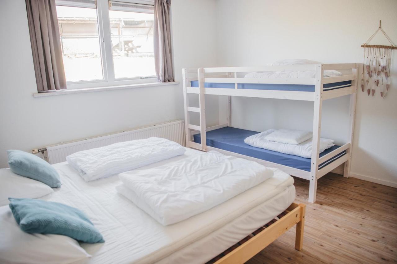 Family & Surfhostel Petten Dış mekan fotoğraf