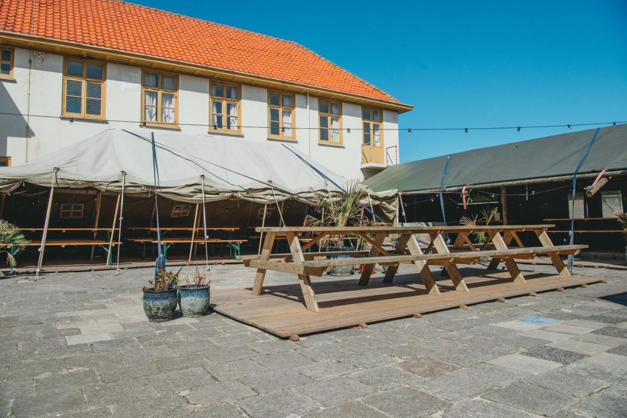 Family & Surfhostel Petten Dış mekan fotoğraf